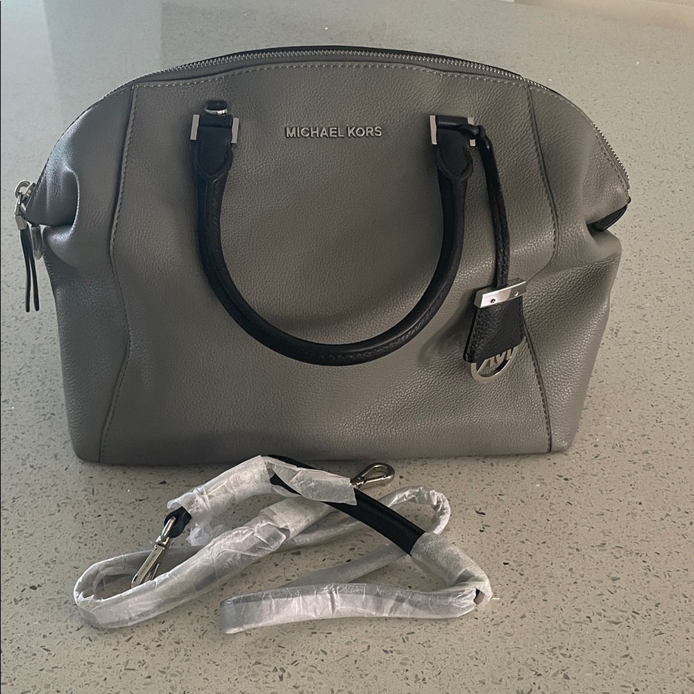 NWOT Michael Kors Black and Gray Leather Satchel